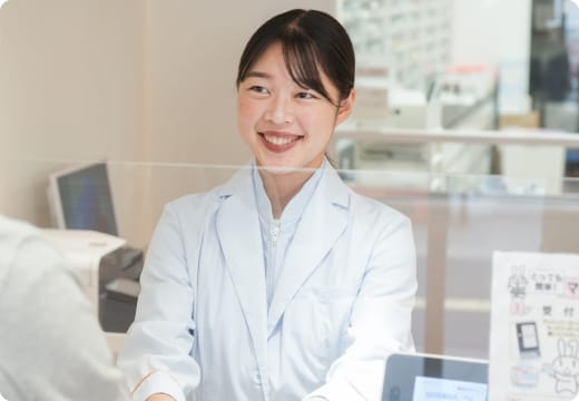 受付・会計業務、待合室でのヒアリング